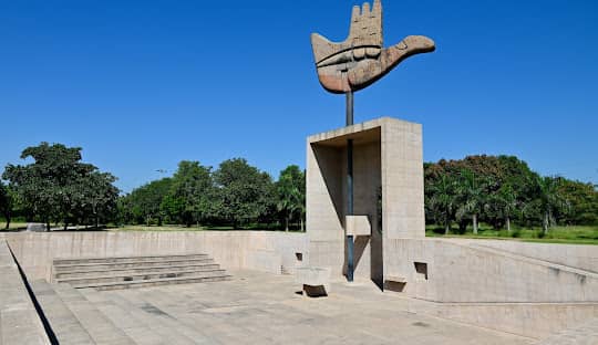 Tour and Travels Chandigarh